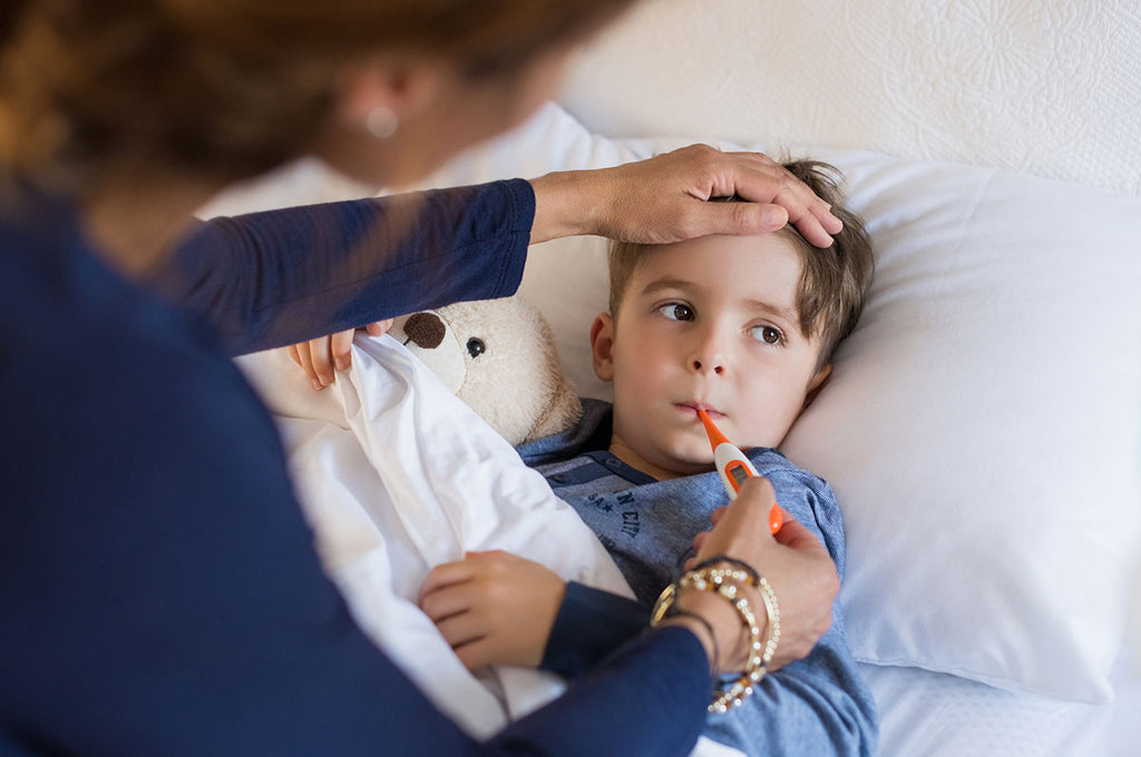 Natürliche Hausmittel und Tipps zu den häufigsten Erkältungsbeschwerden bei Kindern