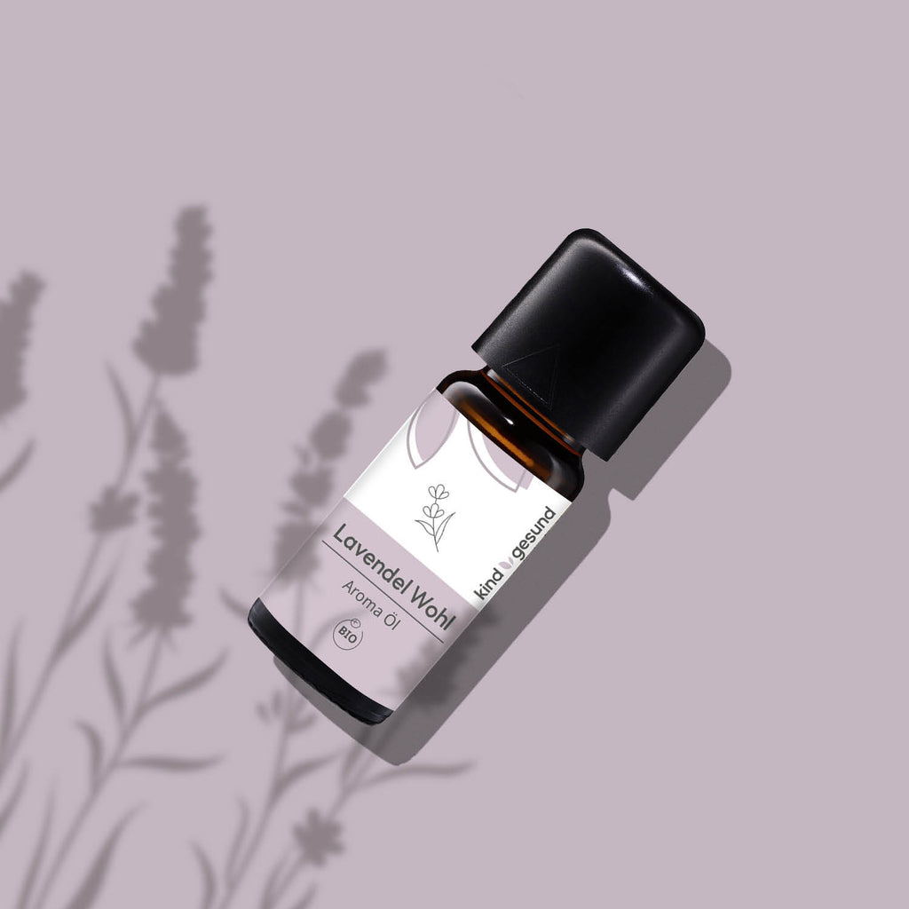 Moodbild und seitliche Darstellung des Bio-Lavendel Aroma Öl